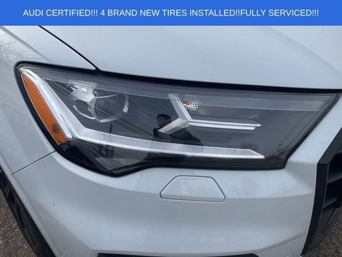 Used 2022 Audi SQ7 Prestige w/ Prestige Package image 2