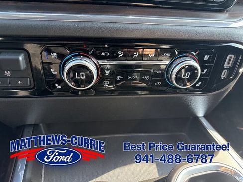 Used 2024 GMC Sierra 1500 SLT w/ SLT Premium Plus Package AWD/4WD image 22