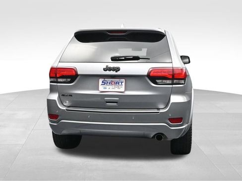 Used 2021 Jeep Grand Cherokee Laredo X AWD/4WD image 4