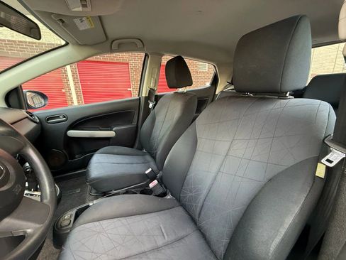 Used 2014 MAZDA MAZDA2 Sport image 13