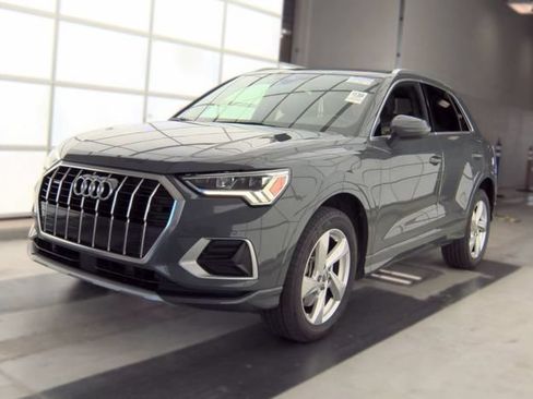 Used 2020 Audi Q3 2.0T Premium Plus AWD/4WD image 1