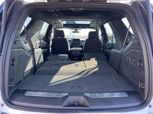 Used 2022 GMC Yukon AT4 image 50