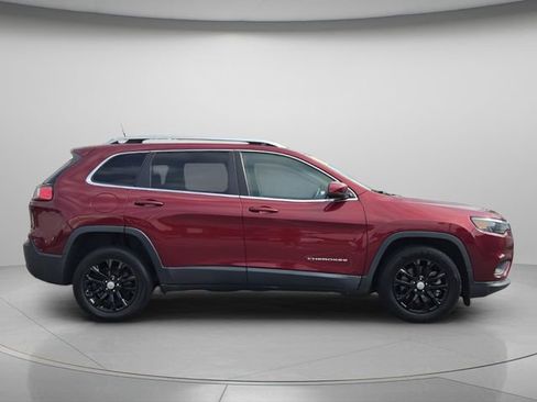 Used 2021 Jeep Cherokee Latitude Lux FWD image 9
