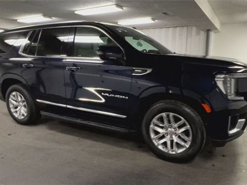 Certified 2023 GMC Yukon SLT w/ SLT Premium Package image 2