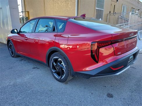 New 2025 Kia K4 EX image 5