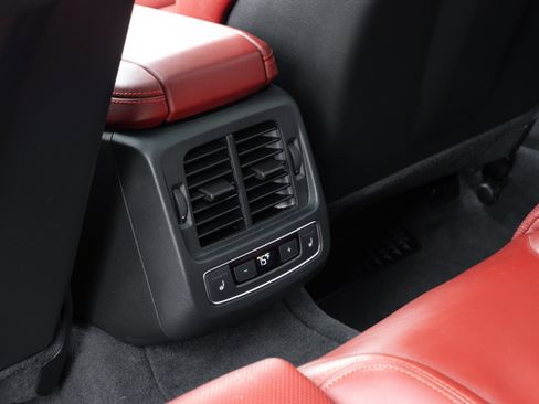 Used 2023 Audi e-tron GT Prestige w/ Prestige Package image 32