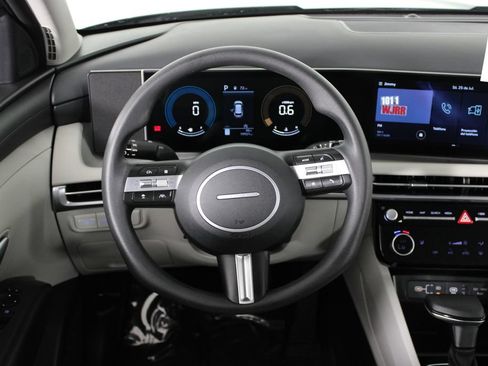 Certified 2025 Hyundai Tucson SEL FWD image 22