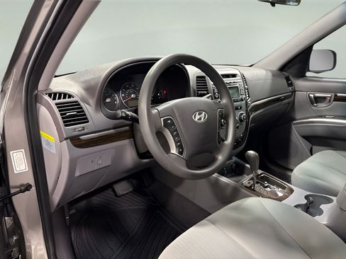 Used 2011 Hyundai Santa Fe GLS FWD image 10