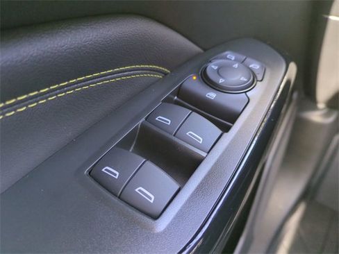 New 2026 Chevrolet Trax ACTIV w/ Sunroof Package image 24