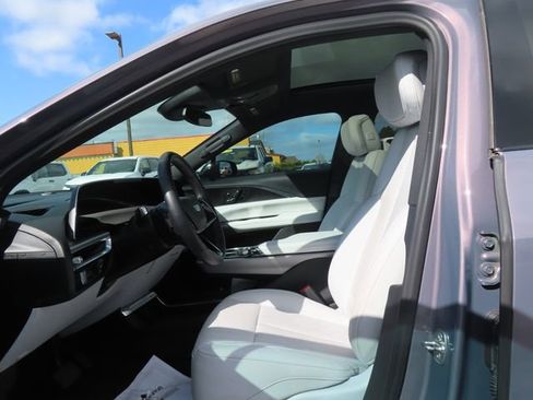 Used 2024 Cadillac Lyriq Sport RWD image 15