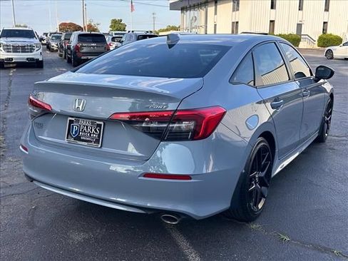 Used 2024 Honda Civic Sport image 12