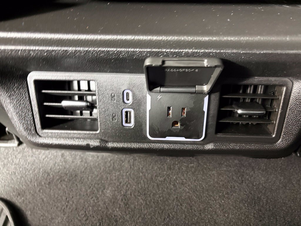 Certified 2024 Chevrolet Silverado 1500 LT RWD image 36