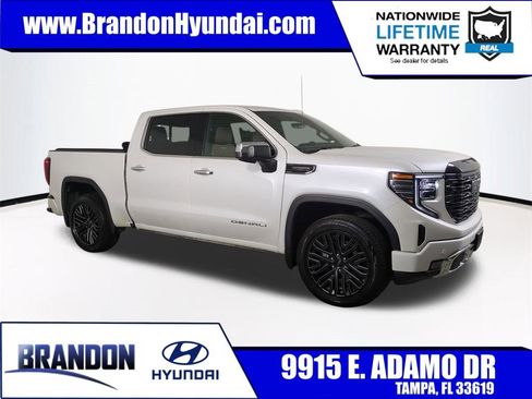 Used 2022 GMC Sierra 1500 Denali Ultimate image 1