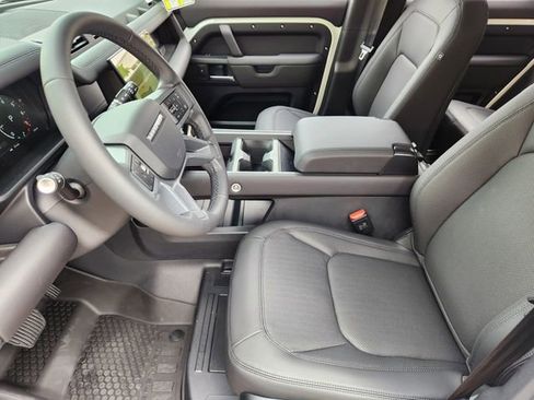 New 2026 Land Rover Defender 110 X-Dynamic SE AWD/4WD image 8