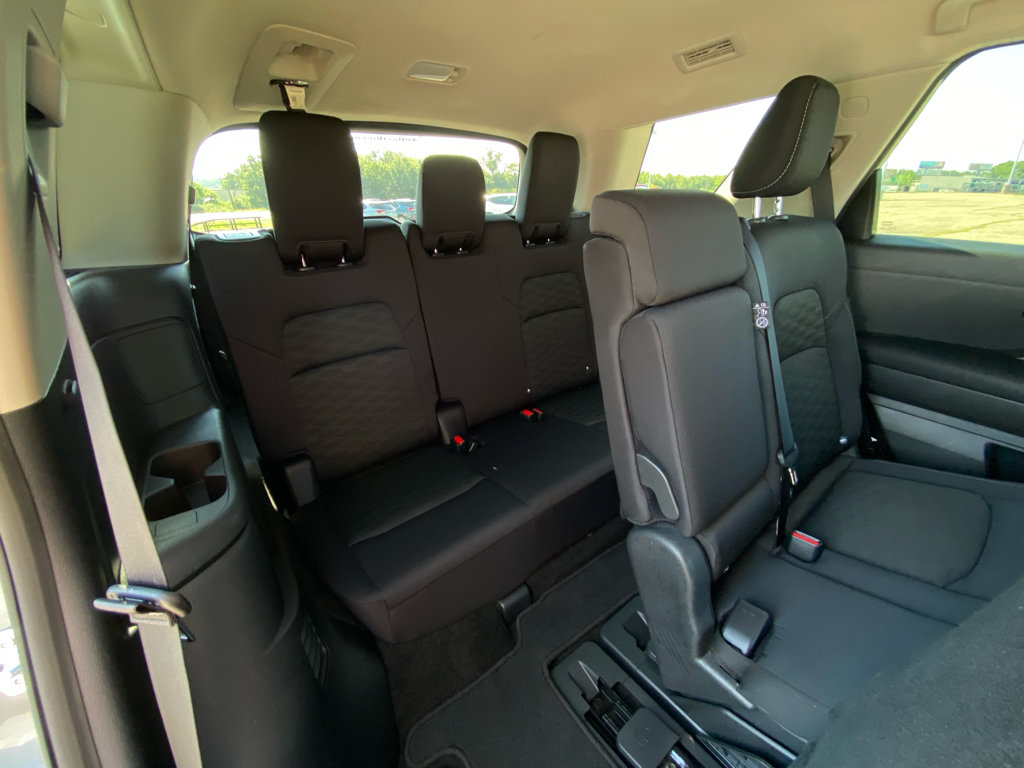Used 2024 Nissan Pathfinder SV AWD/4WD image 18