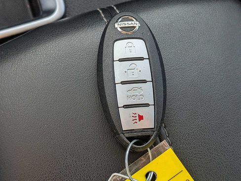 Used 2023 Nissan Sentra SV FWD image 31