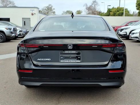 Used 2023 Honda Accord EX image 2