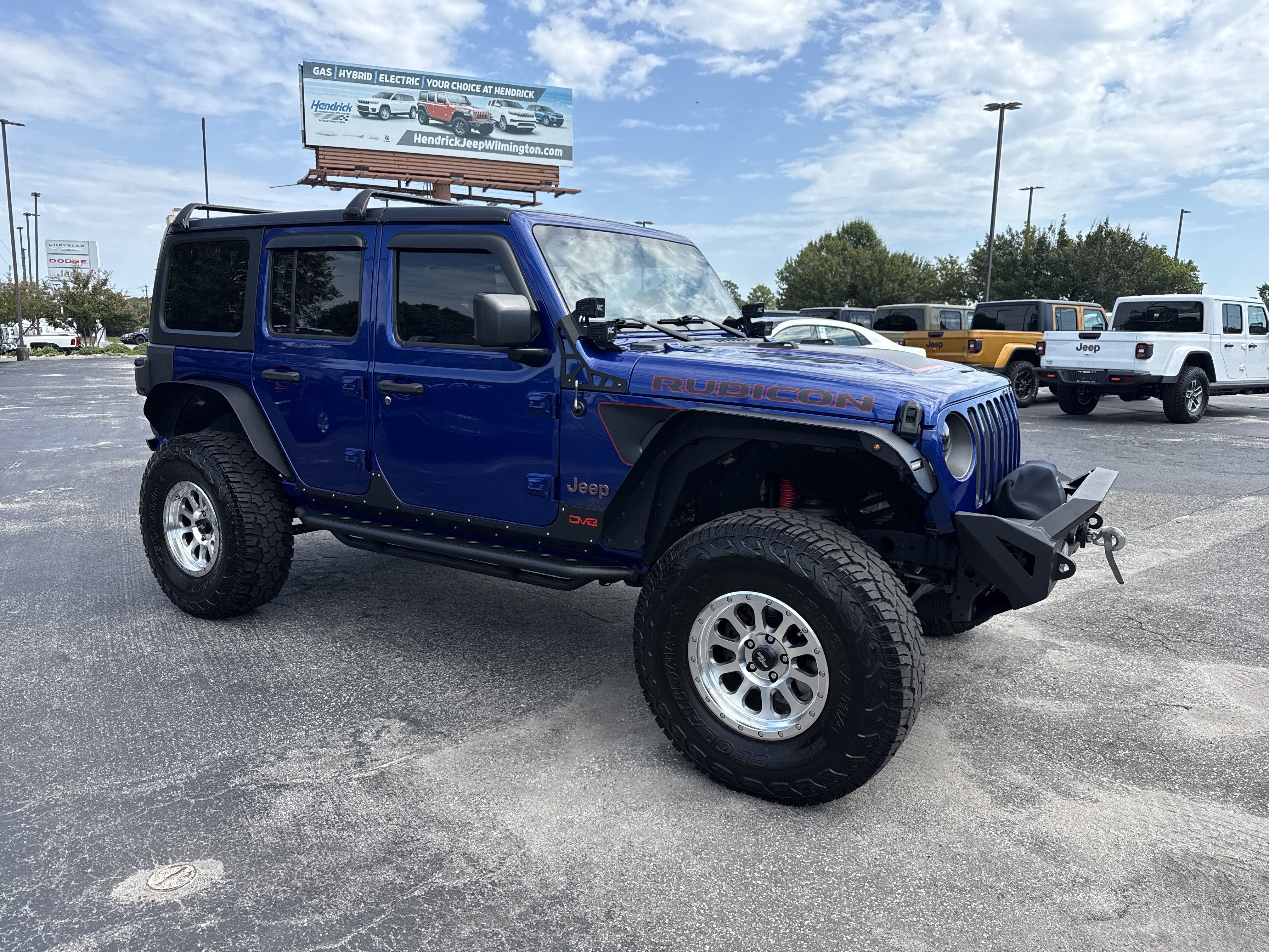 Used 2018 Jeep Wrangler Unlimited Rubicon AWD/4WD image 2