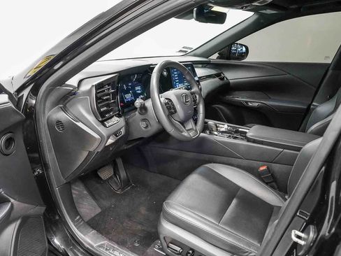 Used 2025 Lexus RX 350 FWD w/ Technology Package image 18
