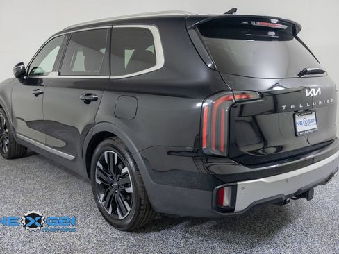 Used 2024 Kia Telluride SX Prestige w/ Towing Package AWD/4WD image 5