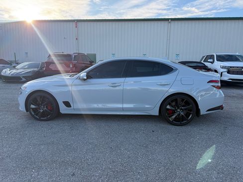 Used 2022 Genesis G70 3.3T image 7