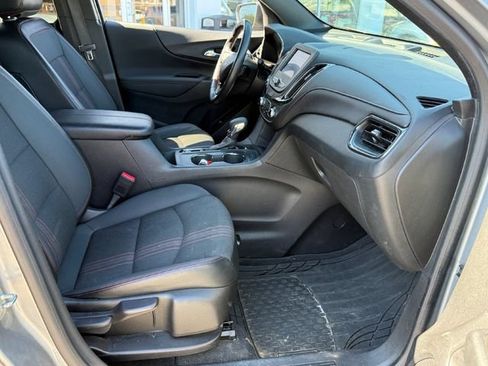 Used 2023 Chevrolet Equinox RS FWD image 23