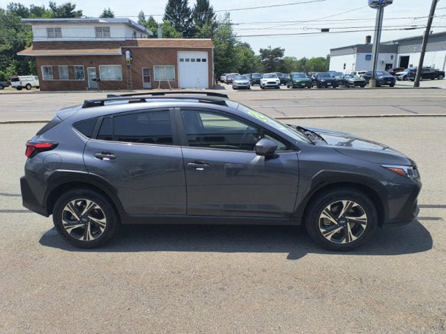 Used 2024 Subaru Crosstrek 2.0i Premium AWD/4WD image 4