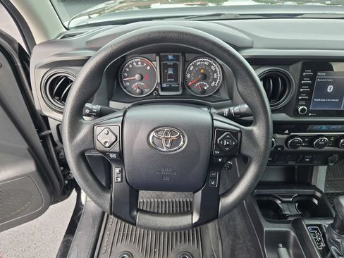 Used 2023 Toyota Tacoma SR AWD/4WD image 39