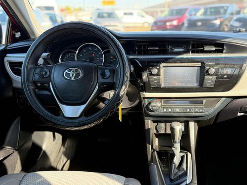 Used 2016 Toyota Corolla LE image 14