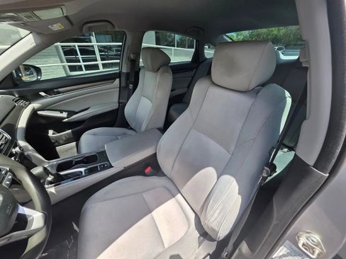 Used 2019 Honda Accord LX image 12