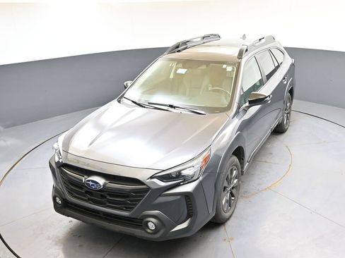 Certified 2025 Subaru Outback Onyx Edition AWD/4WD image 36