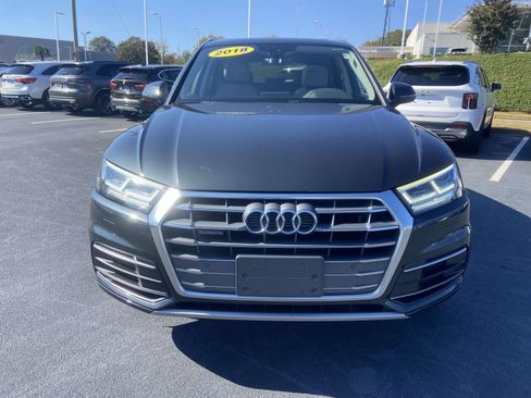 Used 2018 Audi Q5 2.0T Premium Plus w/ Premium Plus Package image 2