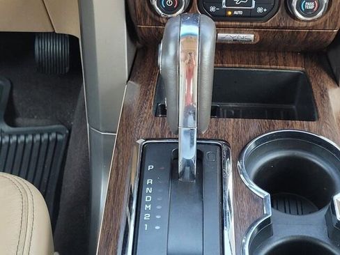 Used 2014 Ford F150 Lariat w/ Equipment Group 502A Luxury image 24