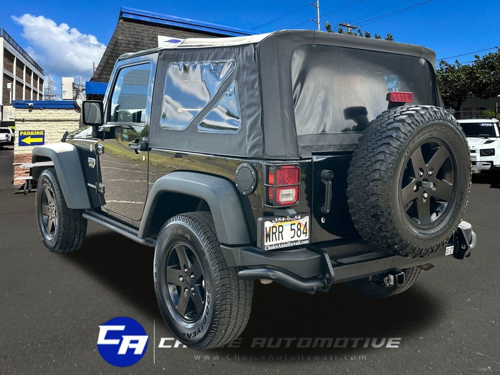 Used 2012 Jeep Wrangler Rubicon AWD/4WD image 5
