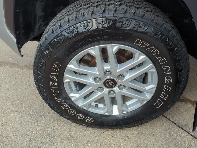 Used 2024 Toyota Tundra SR5 w/ SR5 Premium Package AWD/4WD image 13