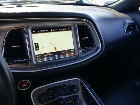 Used 2017 Dodge Challenger SRT Hellcat image 11