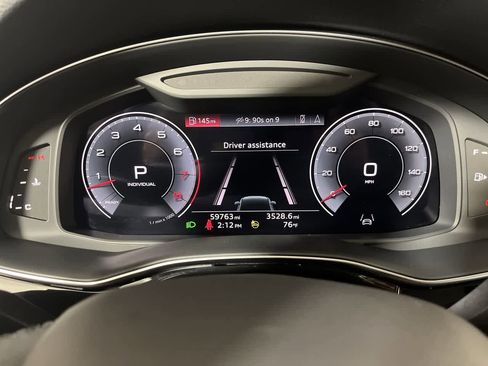 Used 2023 Audi Q7 3.0T Premium image 17