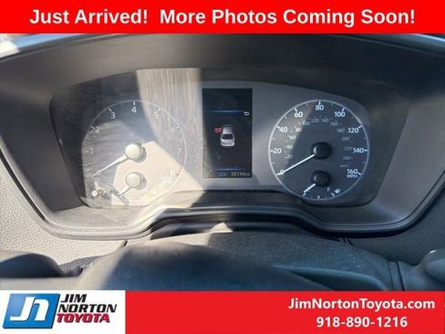 Used 2024 Toyota Corolla SE image 11