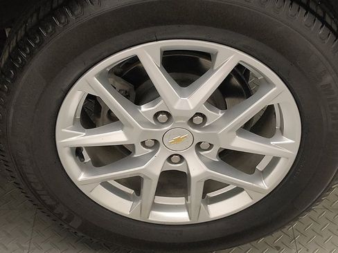 Used 2022 Chevrolet Equinox LS w/ LS Convenience Package image 31