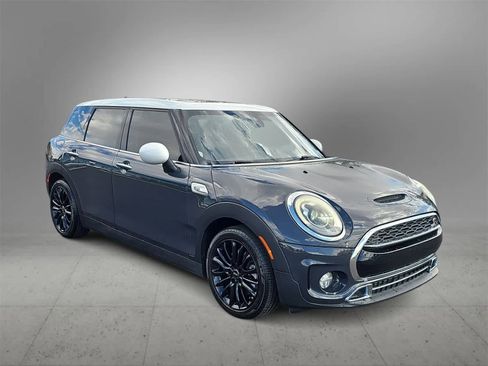 Used 2019 MINI Cooper Clubman S w/ Premium Package image 2
