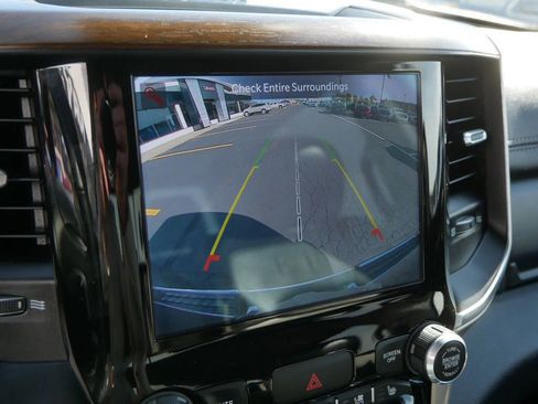 Used 2022 RAM 1500 Laramie image 27