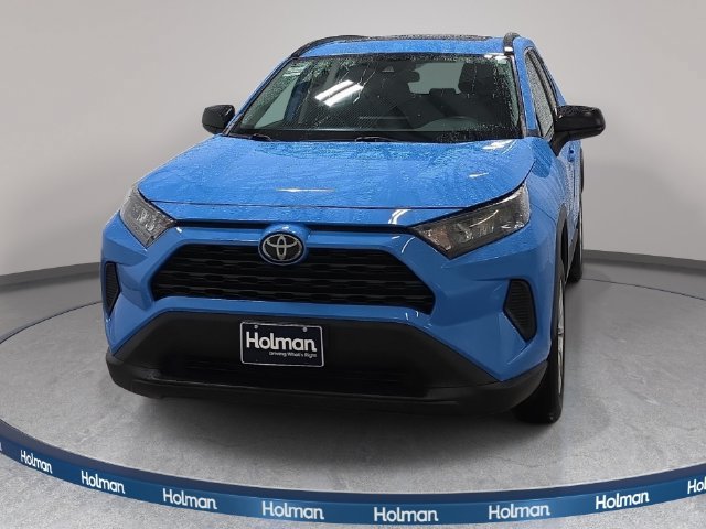 Used 2019 Toyota RAV4 LE w/ All Weather Liner Package AWD/4WD image 3