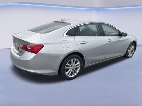 Used 2016 Chevrolet Malibu LT FWD image 5