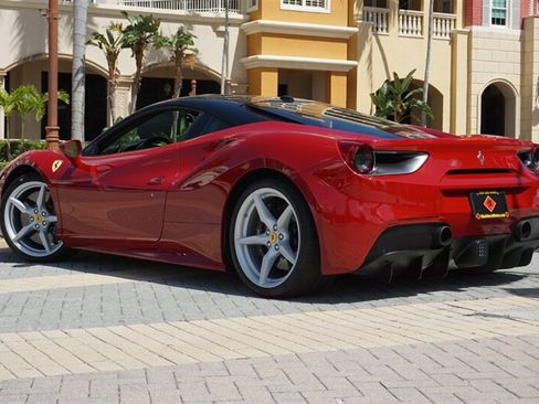 Used 2019 Ferrari 488 GTB RWD image 37