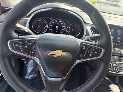 Used 2024 Chevrolet Malibu LT w/ LPO, Floor Liner Package FWD image 11