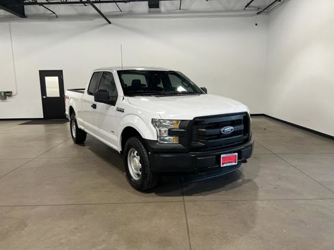 Used 2015 Ford F150 XL image 1
