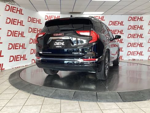 Used 2023 GMC Terrain Denali w/ Black Diamond Edition AWD/4WD image 7