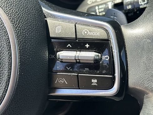 Certified 2022 Kia Sorento EX FWD image 21