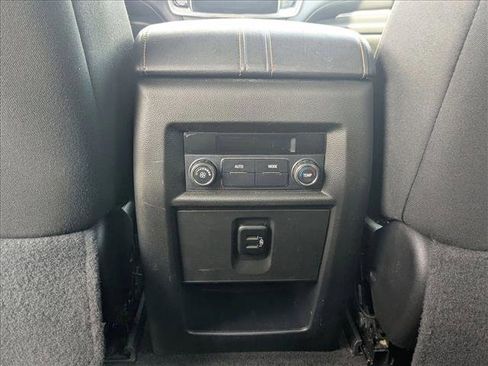 Used 2018 Chevrolet Traverse LS image 16