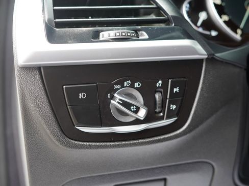 Used 2019 BMW X3 sDrive30i w/ Driving Assistance Package RWD image 16